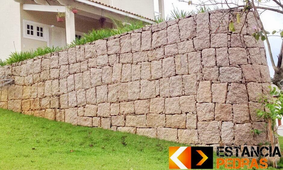 Muro de Arrimo em Santo Antônio do Jardim. Construção de Muros com Custo  Baixo